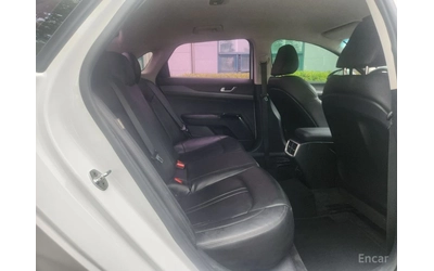 Kia K5 2.0 Trendy* ПОДГРЕВ* КАМЕРА* LANE ASSIST* - автомобили, коли, обяви за нови и употребявани 8