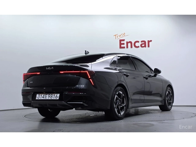 Kia K5 2.0* LPI* PRESTIGE* ПОДГРЕВ* КАМЕРА* LANE* ASSIST* - автомобили, коли, обяви за нови и употребявани 1