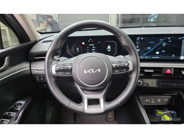 Kia K5 2.0* LPI* PRESTIGE* ПОДГРЕВ* КАМЕРА* LANE* ASSIST* - автомобили, коли, обяви за нови и употребявани 6