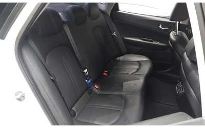Kia K5 2.0* LPI* LUXURY* ПОДГРЕВ* КАМЕРА* - автомобили, коли, обяви за нови и употребявани 15