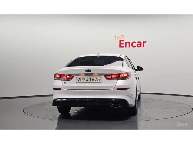 Kia K5 2.0* LPI* LUXURY* ПОДГРЕВ* КАМЕРА* - автомобили, коли, обяви за нови и употребявани 3