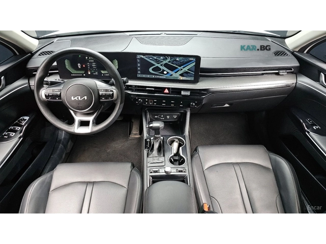 Kia K5 LPG* TRENDY* ПОДГРЕВ* КАМЕРА* LANE* ASSIST* - автомобили, коли, обяви за нови и употребявани 4