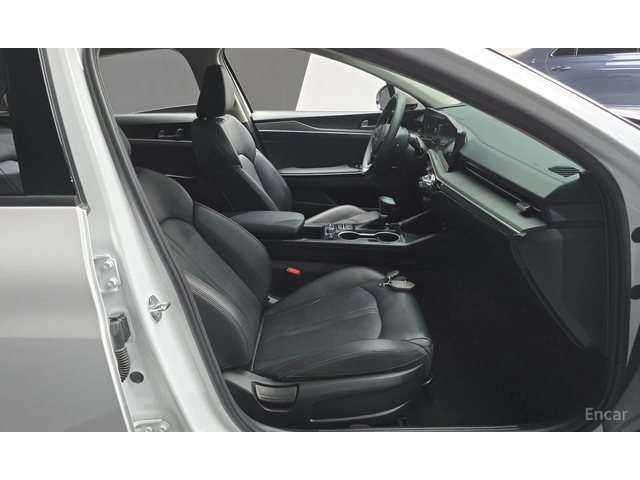 Kia K5 2.0* LPI* ПОДГРЕВ* КАМЕРА* КЕЙЛЕС* LANE* ASSIST* - автомобили, коли, обяви за нови и употребявани 13