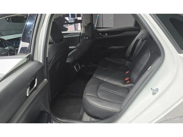 Kia K5 2.0* LPI* ПОДГРЕВ* КАМЕРА* КЕЙЛЕС* LANE* ASSIST* - автомобили, коли, обяви за нови и употребявани 14
