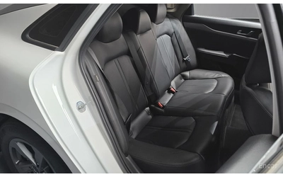 Kia K5 2.0* LPI* ПОДГРЕВ* КАМЕРА* КЕЙЛЕС* LANE* ASSIST* - автомобили, коли, обяви за нови и употребявани 15