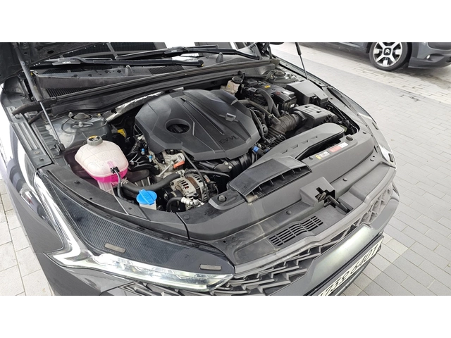 Kia K5 - автомобили, коли, обяви за нови и употребявани 2