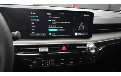 Kia K5 2.0 LPi - автомобили, коли, обяви за нови и употребявани 12