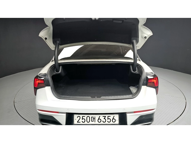 Kia K5 2.0 LPi - автомобили, коли, обяви за нови и употребявани 4