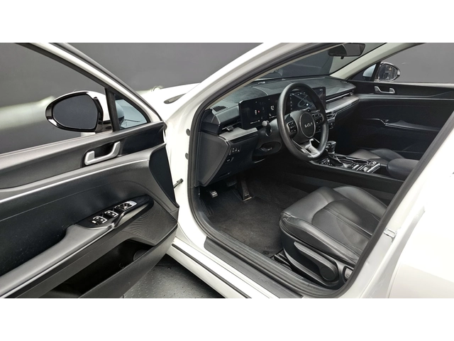 Kia K5 2.0 LPi - автомобили, коли, обяви за нови и употребявани 5