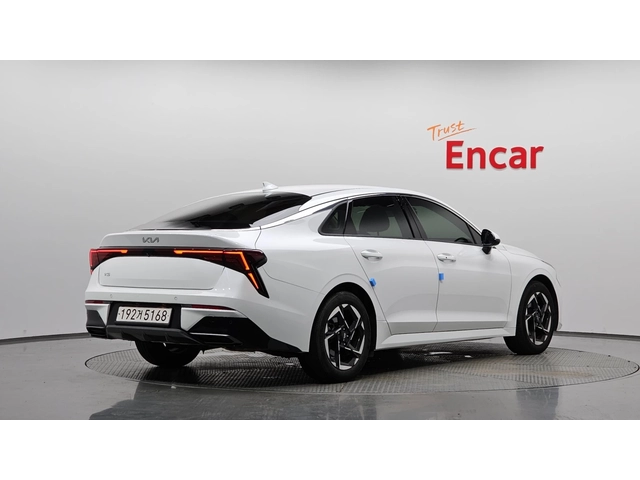 Kia K5 Prestige - автомобили, коли, обяви за нови и употребявани 1