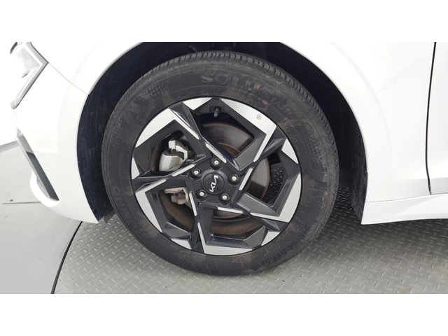 Kia K5 Prestige - автомобили, коли, обяви за нови и употребявани 4