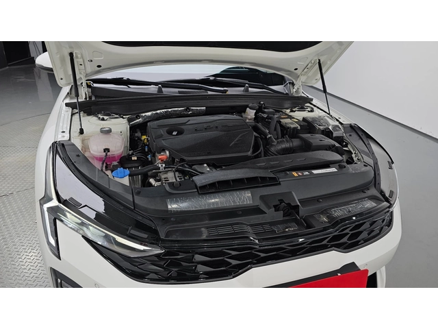 Kia K5 Prestige - автомобили, коли, обяви за нови и употребявани 7