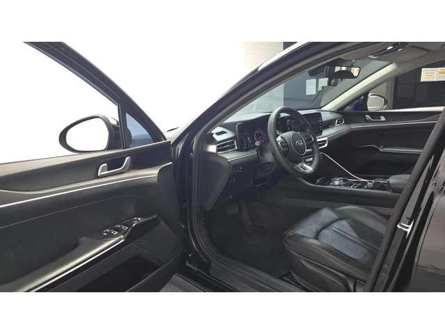 Kia K5 Trendy - автомобили, коли, обяви за нови и употребявани 10