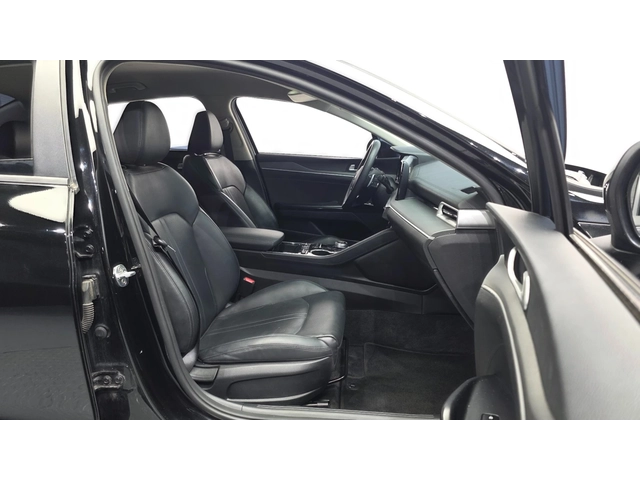 Kia K5 Trendy - автомобили, коли, обяви за нови и употребявани 11