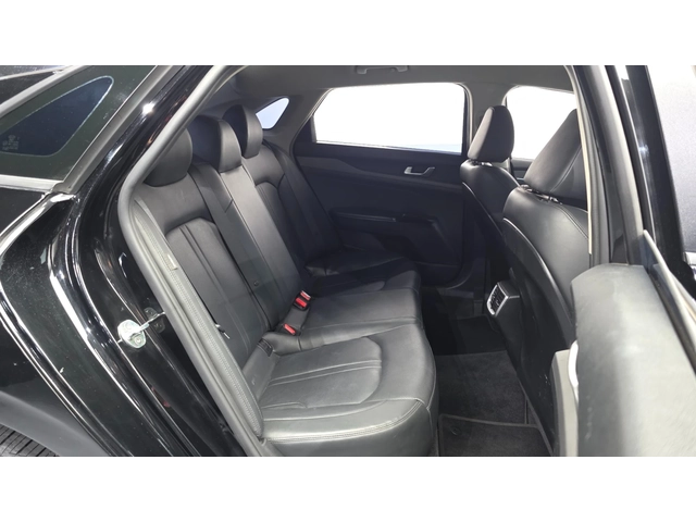 Kia K5 Trendy - автомобили, коли, обяви за нови и употребявани 12