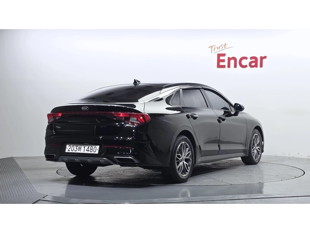 Kia K5 Trendy - автомобили, коли, обяви за нови и употребявани 1