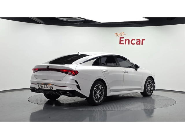 Kia K5 TRENDY - автомобили, коли, обяви за нови и употребявани 1