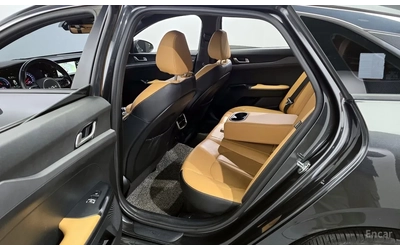 Kia K5 Hybrid 3rd Generation (Facelift) - автомобили, коли, обяви за нови и употребявани 11