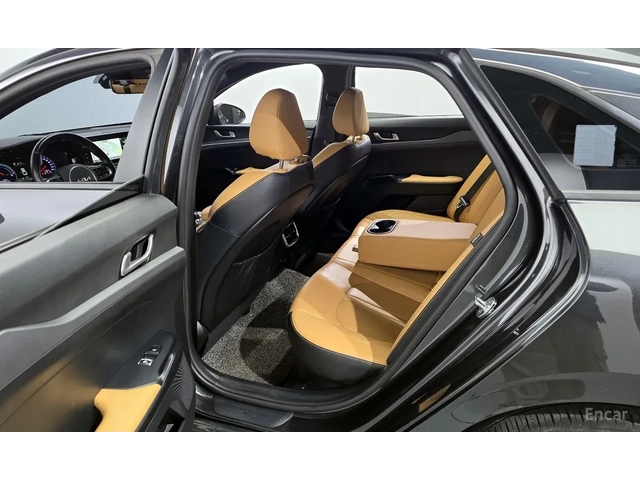 Kia K5 Hybrid 3rd Generation (Facelift) - автомобили, коли, обяви за нови и употребявани 11
