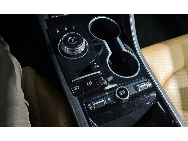 Kia K5 Hybrid 3rd Generation (Facelift) - автомобили, коли, обяви за нови и употребявани 7