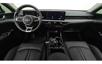 Kia K5 Prestige - автомобили, коли, обяви за нови и употребявани 8