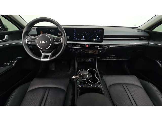 Kia K5 Prestige - автомобили, коли, обяви за нови и употребявани 8