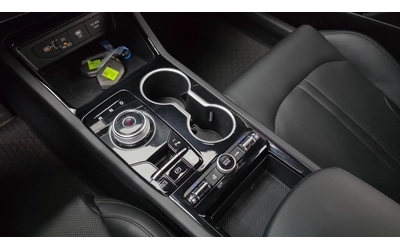 Kia K5 2.0 LPi - автомобили, коли, обяви за нови и употребявани 8