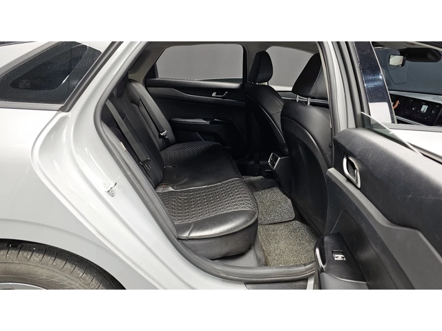 Kia K5 2.0 LPI Trendy | Adaptive Cruise | - автомобили, коли, обяви за нови и употребявани 11