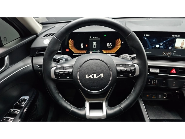 Kia K5 2.0 LPI Trendy | Adaptive Cruise | - автомобили, коли, обяви за нови и употребявани 12
