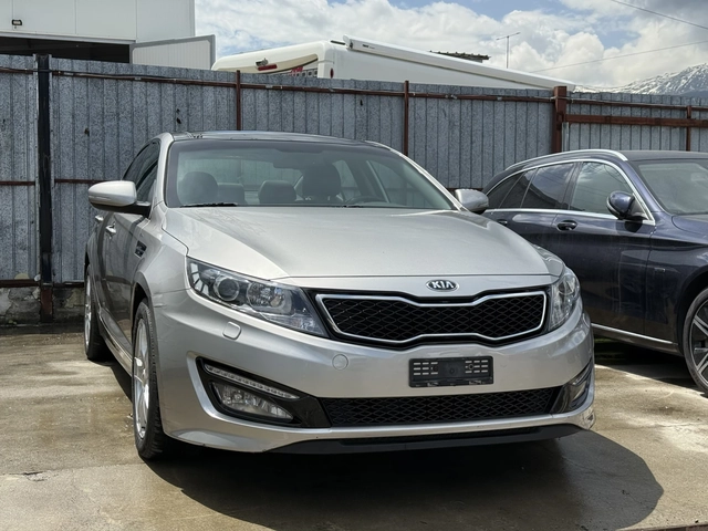 Kia K5 2.0-HYBRID-AVTOMAT-ШВЕЙЦАРИЯ - автомобили, коли, обяви за нови и употребявани 2