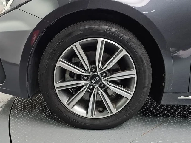 Kia K5 2.0 Prestige - САМО 30% АВАНС - автомобили, коли, обяви за нови и употребявани 4