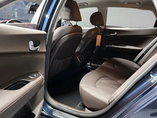 Kia K5 2.0 Noblesse - САМО 30% АВАНС - автомобили, коли, обяви за нови и употребявани 11