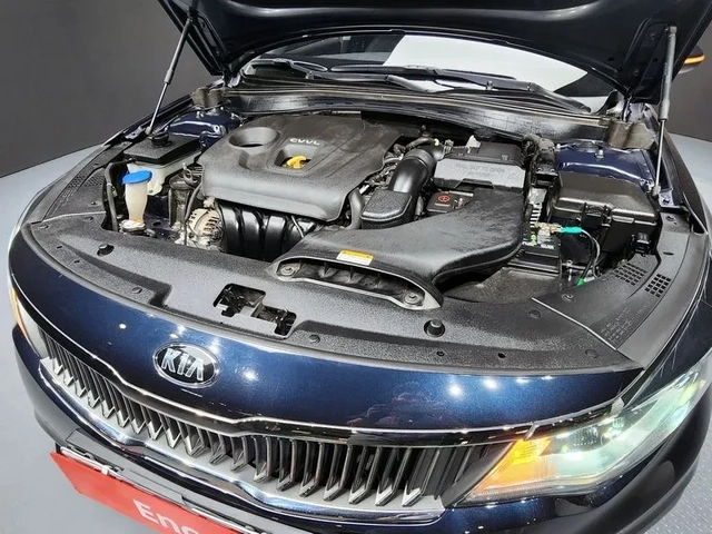 Kia K5 2.0 Noblesse - САМО 30% АВАНС - автомобили, коли, обяви за нови и употребявани 5