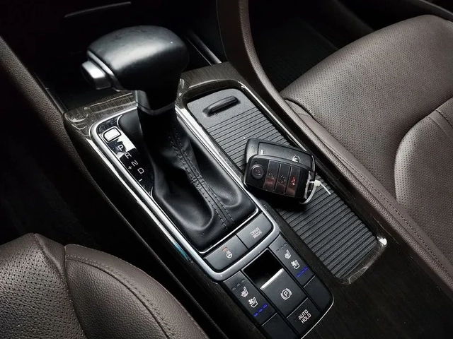 Kia K5 2.0 Noblesse - САМО 30% АВАНС - автомобили, коли, обяви за нови и употребявани 8