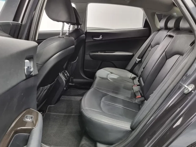 Kia K5 2.0 Prestige - САМО 30% АВАНС - автомобили, коли, обяви за нови и употребявани 12