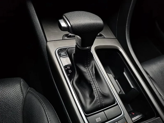 Kia K5 2.0 Luxury - САМО 30% АВАНС - автомобили, коли, обяви за нови и употребявани 16