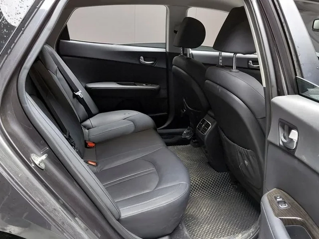 Kia K5 2.0 Prestige - САМО 30% АВАНС - автомобили, коли, обяви за нови и употребявани 10