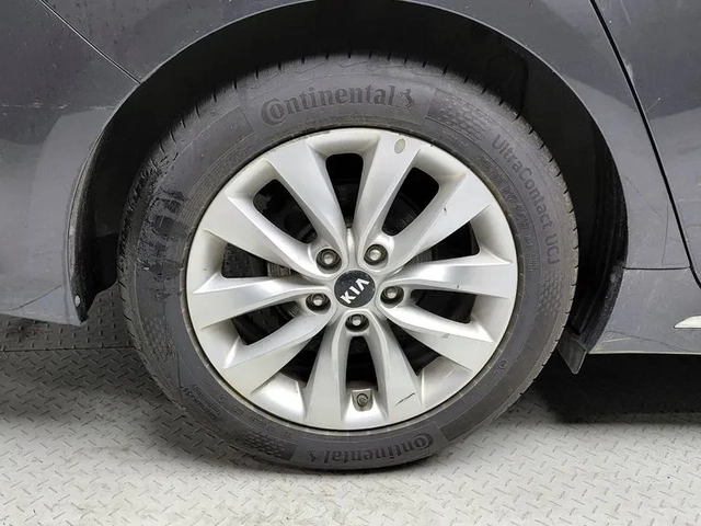 Kia K5 2.0 Prestige - САМО 30% АВАНС - автомобили, коли, обяви за нови и употребявани 4