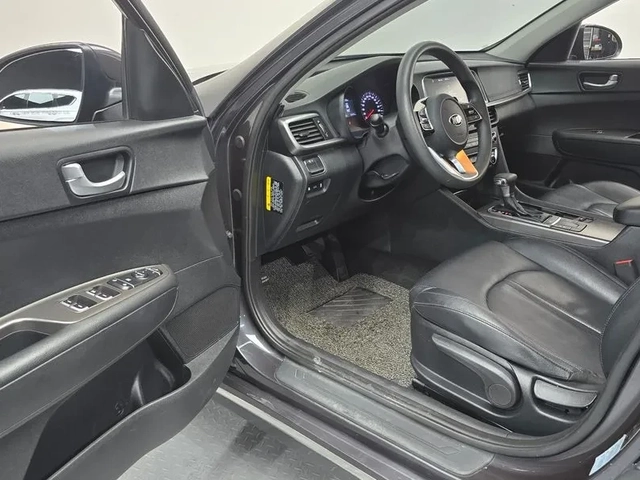 Kia K5 2.0 Luxury - САМО 30% АВАНС - автомобили, коли, обяви за нови и употребявани 9