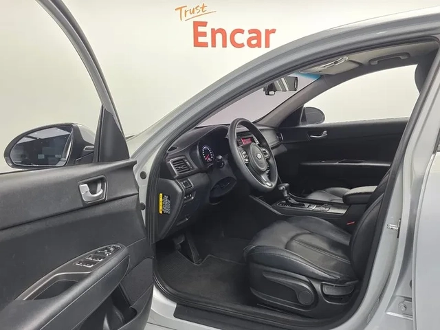 Kia K5 2.0 MX Style - САМО 30% АВАНС - автомобили, коли, обяви за нови и употребявани 10