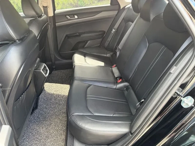 Kia K5 2.0 - САМО 30% АВАНС - автомобили, коли, обяви за нови и употребявани 15