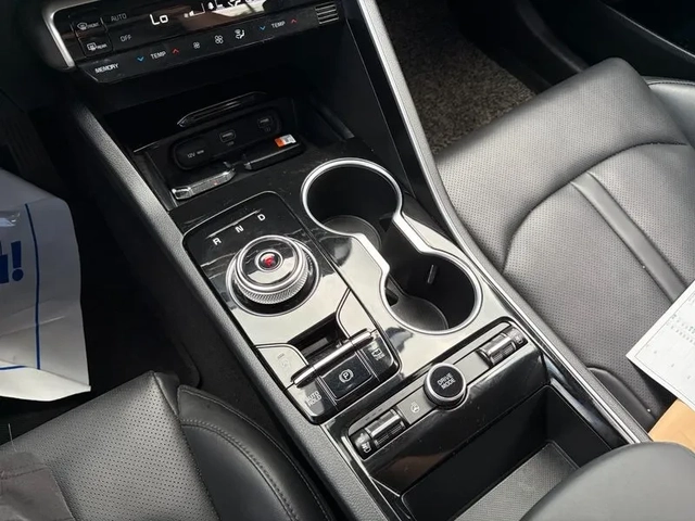 Kia K5 2.0 - САМО 30% АВАНС - автомобили, коли, обяви за нови и употребявани 8