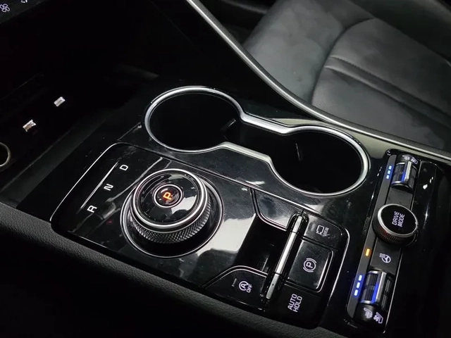 Kia K5 2.0 - САМО 30% АВАНС - автомобили, коли, обяви за нови и употребявани 8