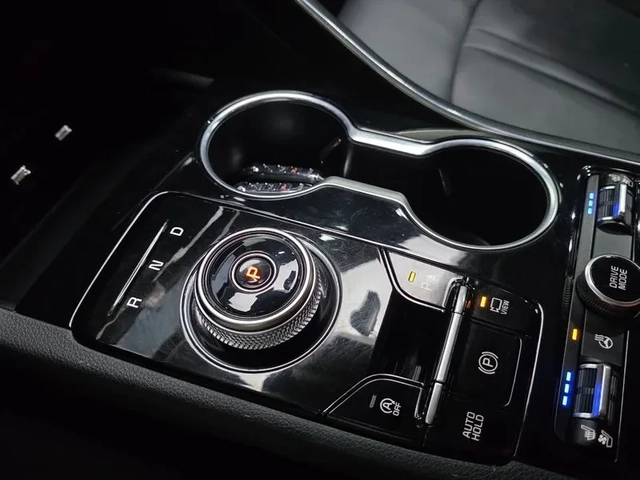 Kia K5 2.0 - САМО 30% АВАНС - автомобили, коли, обяви за нови и употребявани 8