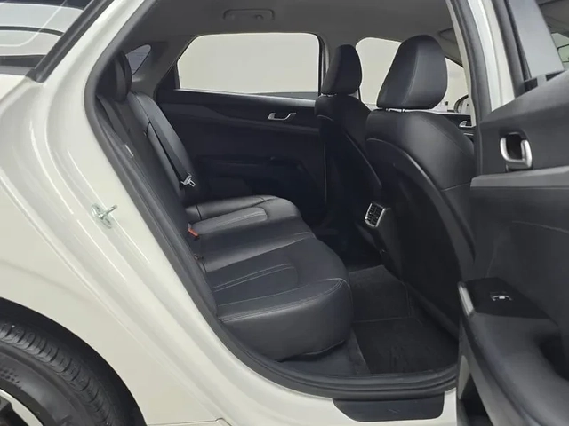 Kia K5 2.0 - САМО 30% АВАНС - автомобили, коли, обяви за нови и употребявани 11
