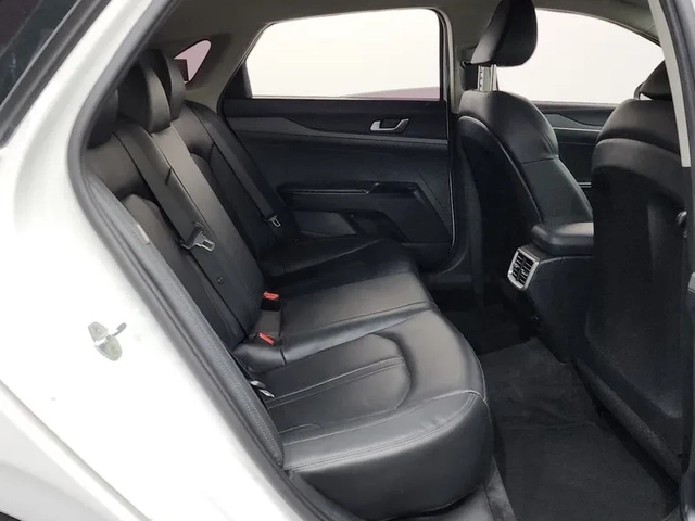 Kia K5 2.0 - САМО 30% АВАНС - автомобили, коли, обяви за нови и употребявани 10