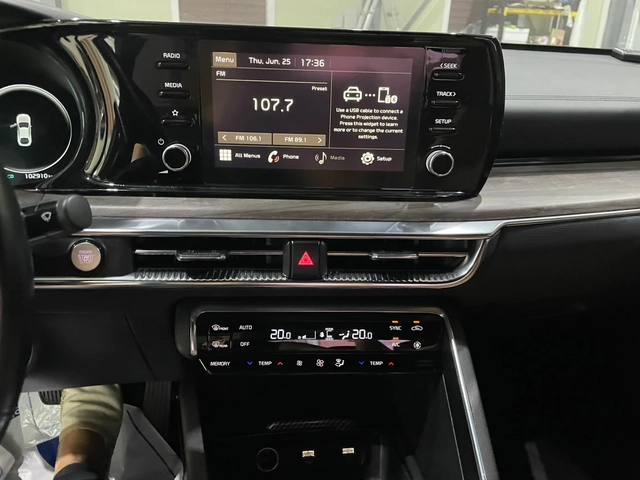 Kia K5 2.0 MPI ! Noblesse ! - автомобили, коли, обяви за нови и употребявани 14