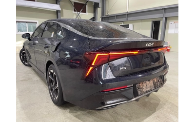 kia-k5 - 5