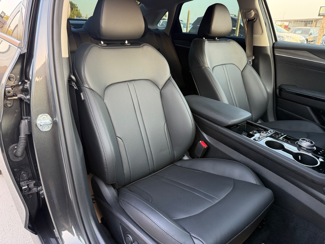 KIA K5 - автомобили, коли, обяви за нови и употребявани 14
