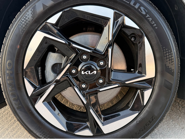 KIA K5 - автомобили, коли, обяви за нови и употребявани 24